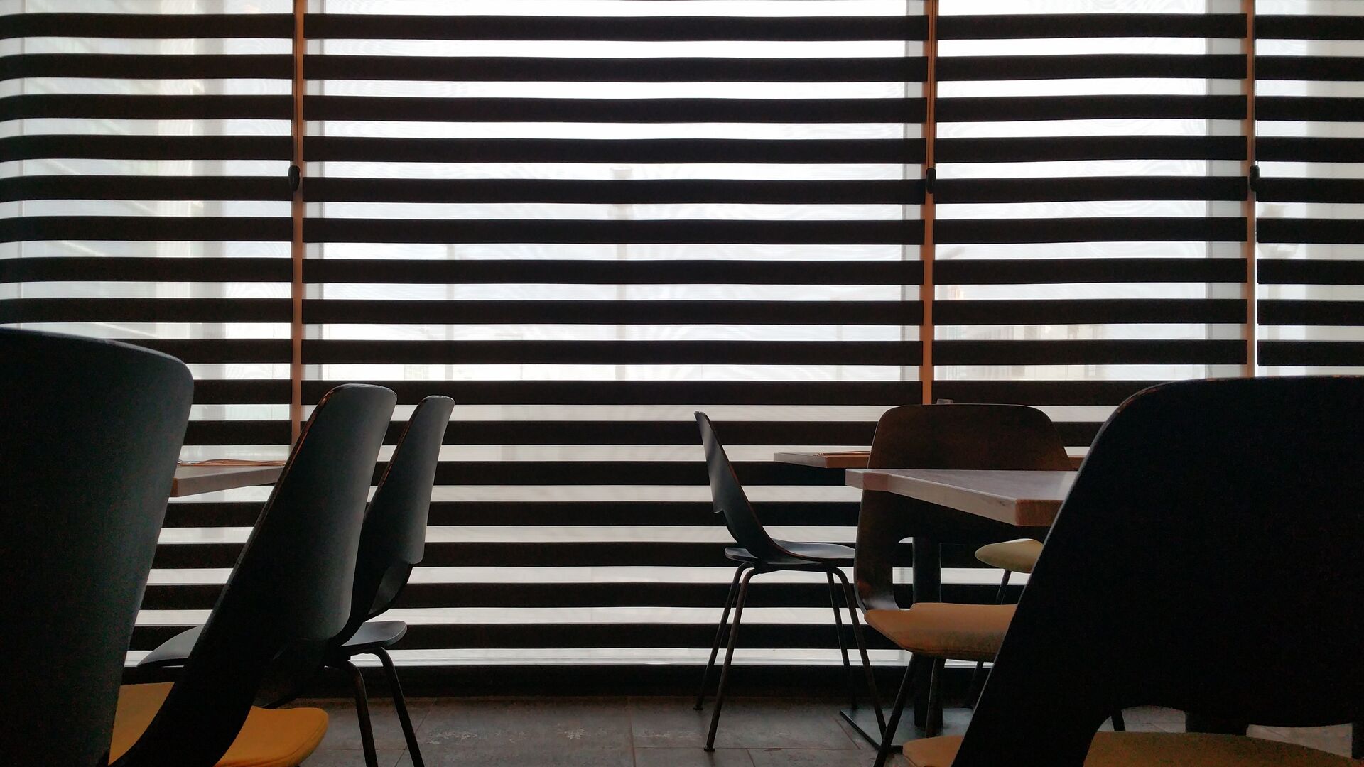 Featured blinds